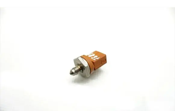 Audi A1 Fuel pressure sensor 06J906051D