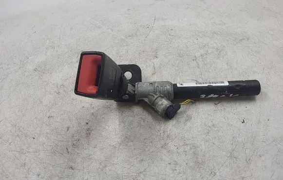 BMW 3 E90 E91 Rear seatbelt buckle 