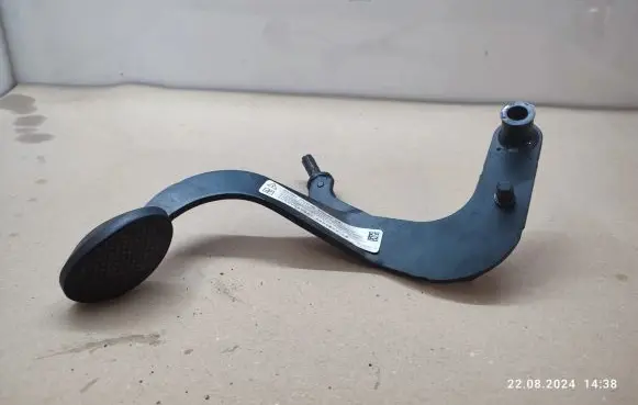 Mini One - Cooper Coupe R56 Clutch pedal 