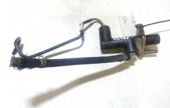 Mazda 323 Clutch master cylinder