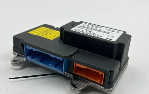 Volvo V50 Airbag control unit/module 30724652 00001393B3 005102100373