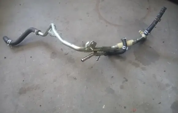 Toyota Auris E180 Engine coolant pipe/hose
