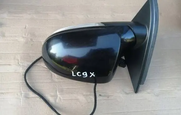 Volkswagen PASSAT B6 Front door electric wing mirror