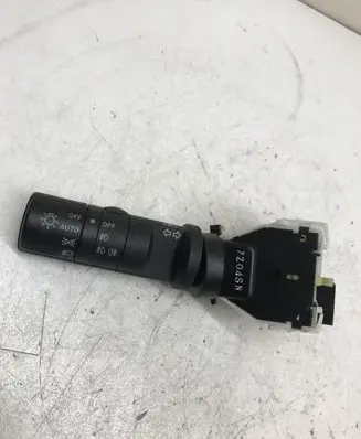 Nissan Navara D40 Indicator stalk 14425
