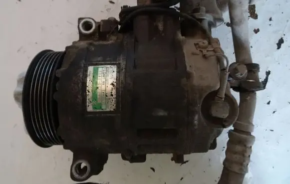 Mercedes-Benz S W220 Air conditioning (A/C) compressor (pump) 4472208221