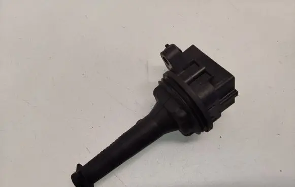 Volvo S60 High voltage ignition coil 0221604001 1220703014