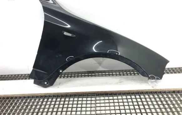 BMW X3 E83 Fender