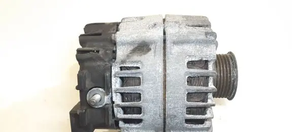 BMW 3 E90 E91 Generator/alternator 7802261 2543461C