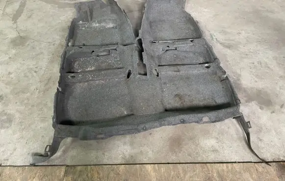 Toyota Prius (XW30) Front floor carpet liner 5851047220