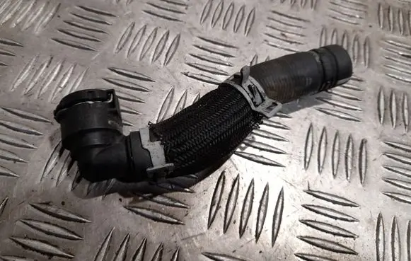Ford Escape III Engine coolant pipe/hose