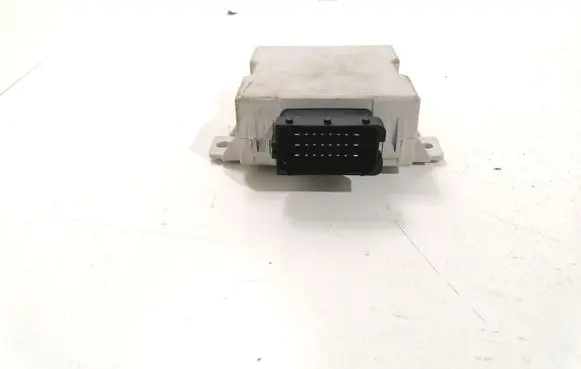 Toyota Avensis T250 Window wiper relay 150696