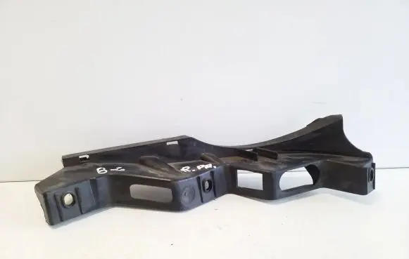 Volkswagen PASSAT B6 Front bumper mounting bracket 3C0807890