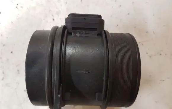 Peugeot 407 Mass air flow meter 5WK97002 9645948980 002035081