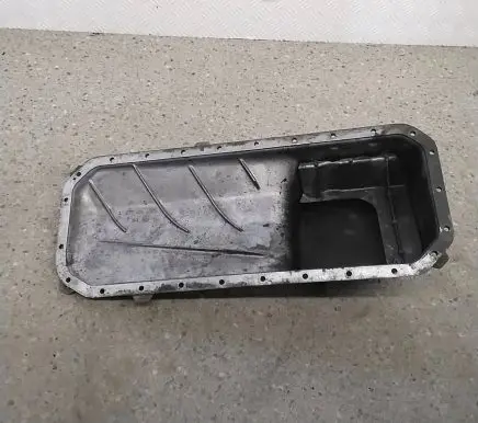 BMW 3 E30 Oil sump 1277405