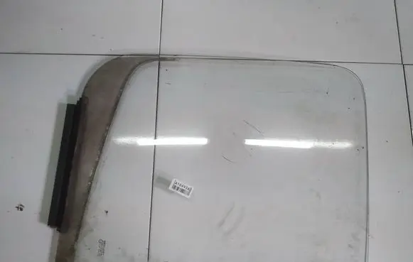 Ford Transit Front door window glass four-door AS2