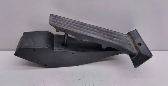 BMW X3 E83 Accelerator throttle pedal 6772645 35426772645