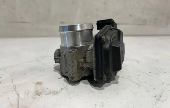Ford Fiesta Throttle body valve CM5G9F991FB