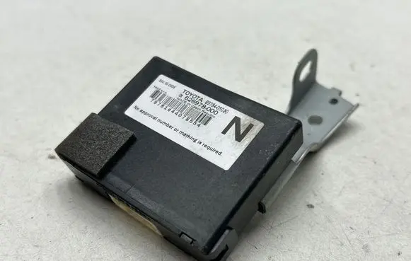 Toyota Avensis T270 Immobilizer control unit/module 8978405020 626978000 T9781044078554
