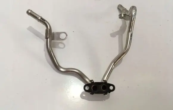 Volkswagen Golf VIII Engine coolant pipe/hose 05E121497E
