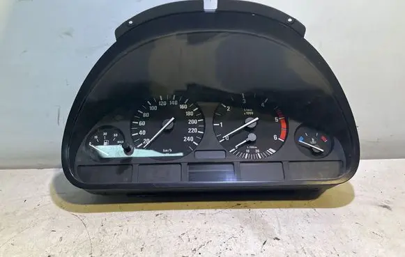 BMW 5 E39 Speedometer (instrument cluster) 62116907018 11000873512