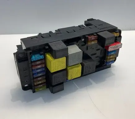 Mercedes-Benz C W203 Fuse module 2095451401 74450400 5DK00848512