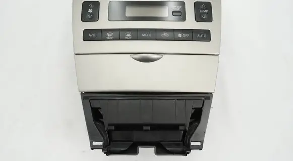 Toyota Corolla E160 E170 Climate control unit 8865012A11