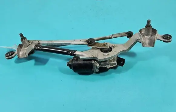 Front wiper linkage