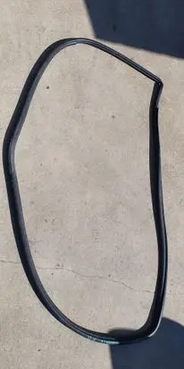 Toyota Yaris Front door rubber seal