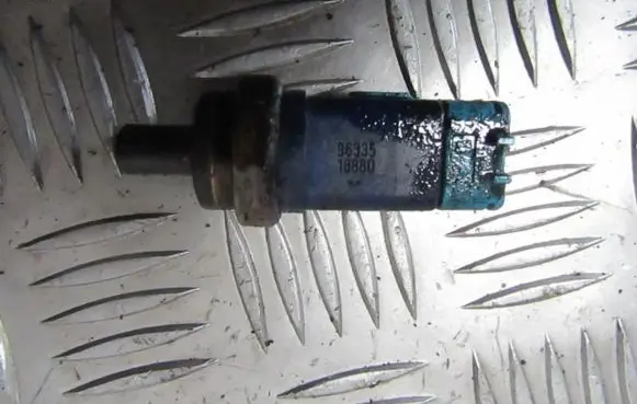 Coolant temperature sensor