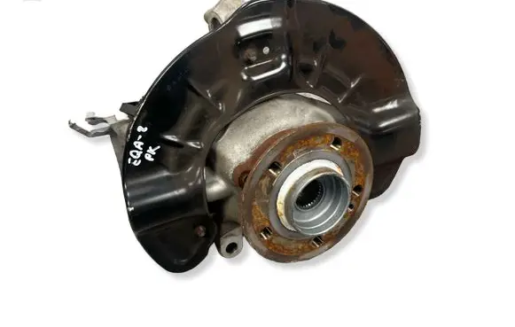 Mercedes-Benz EQA Front wheel hub A2473320100