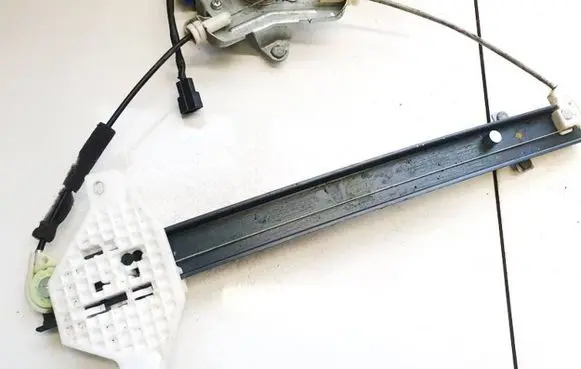 Chevrolet Captiva Sliding door window regulator with motor