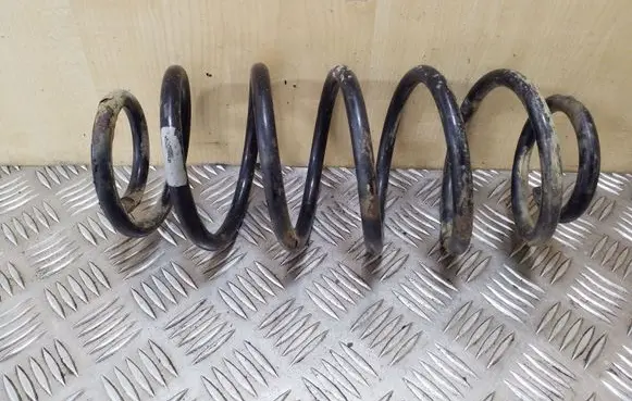 Toyota Yaris Rear coil spring