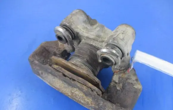 Peugeot 106 Front brake caliper
