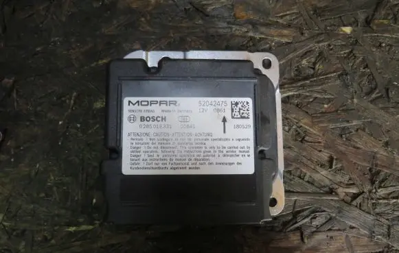 Jeep Renegade Airbag control unit/module 52042475