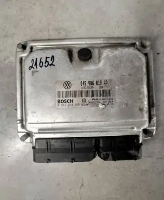 Volkswagen Golf VII Engine control unit/module 045906019ap 0281010865