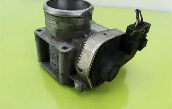 Fiat Stilo Throttle body valve 48SMF5