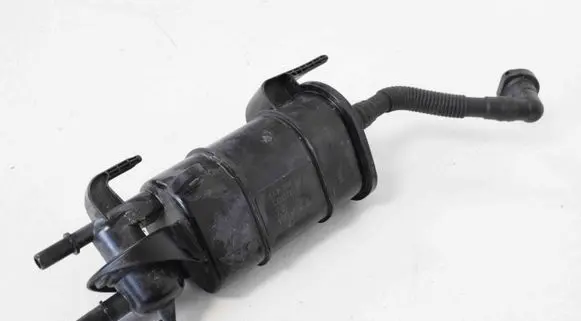 BMW i8 Active carbon filter fuel vapour canister 7378061