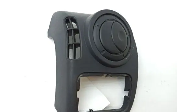 Dashboard side air vent grill/cover trim