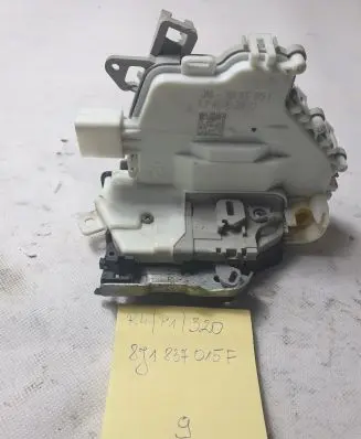 Audi Q5 SQ5 Front door lock 8J1837015F