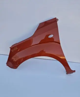 Suzuki Ignis Fender