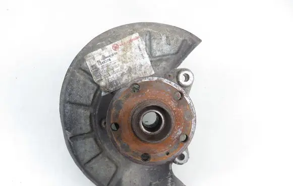 Volkswagen PASSAT B6 Front wheel hub spindle knuckle 3C0407258F