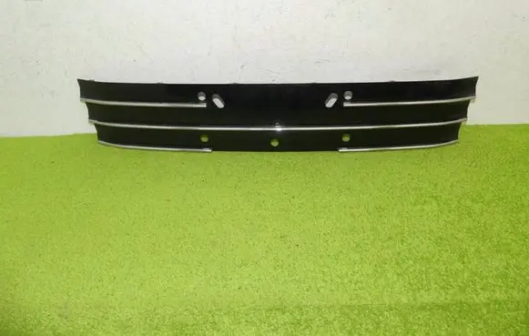 Audi A7 S7 4G Front bumper upper radiator grill 4g8807287k
