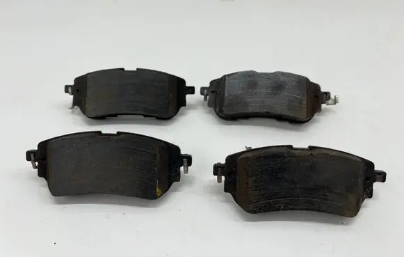 Peugeot 3008 III Brake pads (rear) 9839988880 9839988780