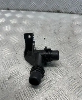 BMW X5 F15 Engine coolant pipe/hose 6985116
