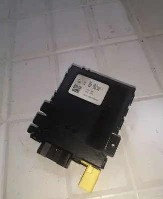 Volkswagen PASSAT B6 Steering angle sensor 3C0953549J 05113840 68493
