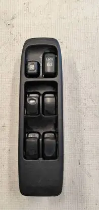 Mitsubishi Pajero Electric window control switch mr329957