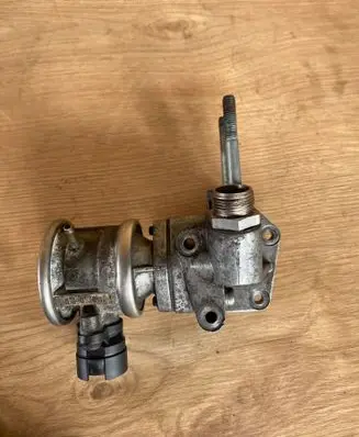Audi A3 S3 8L EGR valve 06A131166B