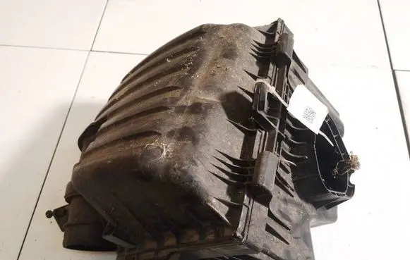 Volkswagen Sharan Air filter box 