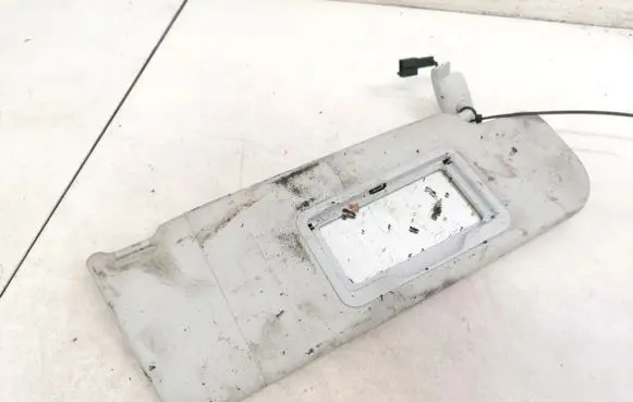 Volkswagen PASSAT B5 Sun visor 3B0857552