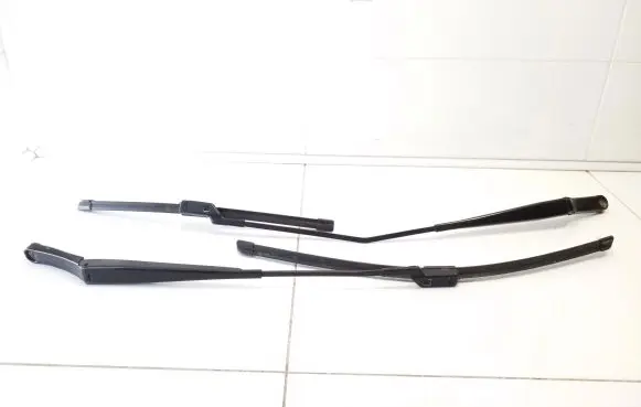 Volkswagen Caddy Front wiper blade arm 2K1955409B 2K1955410B